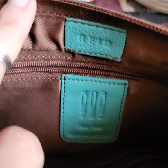 GENUINE LEATHER ILI NEW YORK WRISTLETT/ CLUTCH BAG - Picture 4 of 8